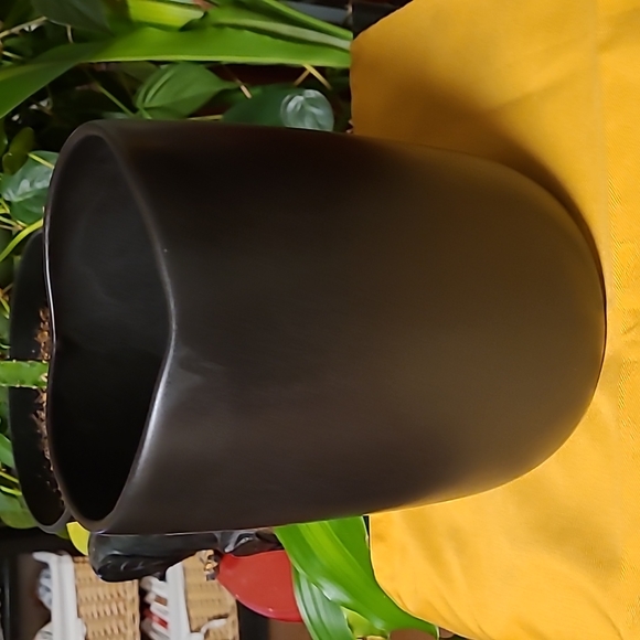 Face Vase - Picture 2 of 6